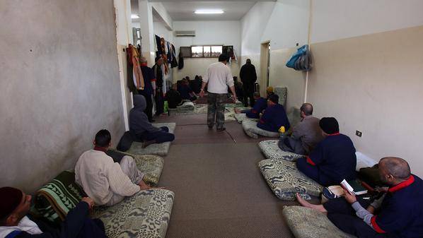 مطالب بالتحقيق بتصفية سجناء سياسيين في طرابلس