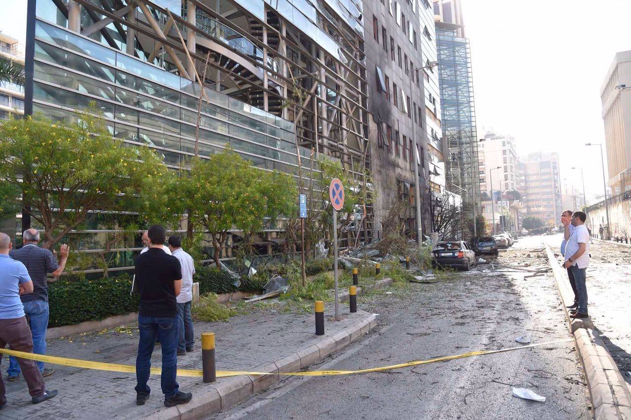 بالفيديو: بعد انفجار "لبنان والمهجر".. هل ضاعت مستندات الزبائن؟
