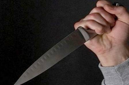 طعن شقيقة في البطن وضربه على الرأس.. والسبب.....