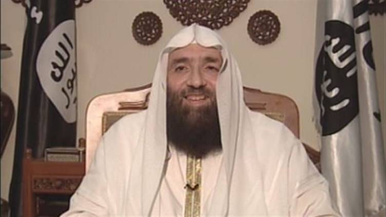 صنداي تلغراف تكشف ملفا عن المقاتلين الأجانب سلمه الرئيس الأسد لنائبين بريطانيين