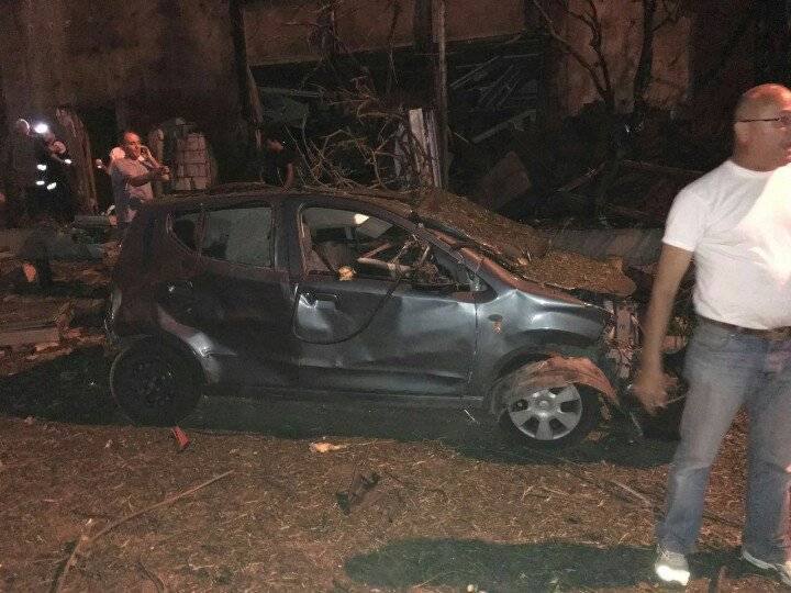 بالصور: إنفجار يستهدف الفرع الرئيسي لبنك لبنان والمهجر