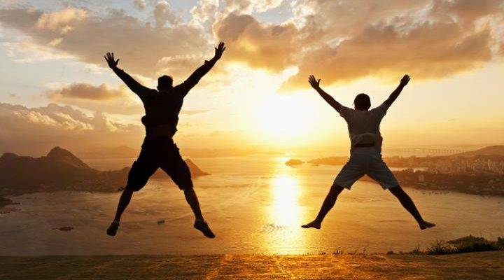 أمر خطير.. ماذا  لو قفز جميع سكان الأرض في وقت واحد؟!