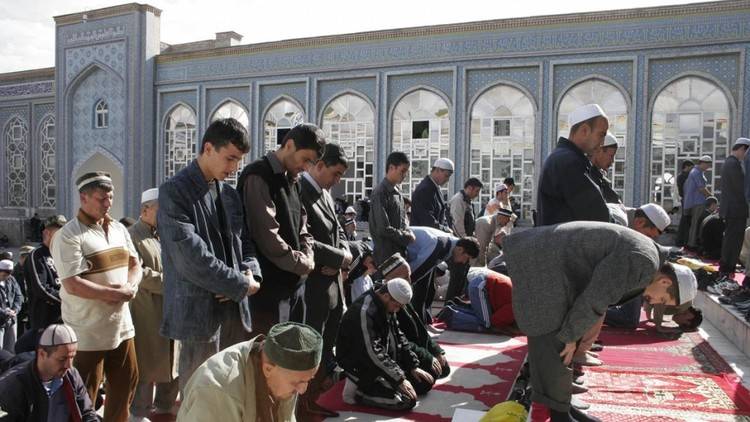 سجن 6 رجال دين بتهمة الانتماء لجماعة "الإخوان المسلمين" بطاجيكستان