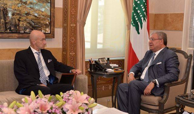 المشنوق استقبل شهيب والقائم بالاعمال الاميركي