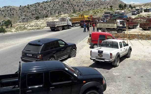 إحتجاج لأصحاب المرامل والكسارات في جرد الضنية