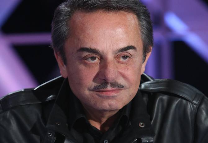 بالفيديو.. ملحم بركات: كنت أنام في... لعدم...!