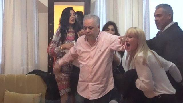 مقلب رامز جلال يضرب ممثلين زوجين.. صريخ وبكاء وانهيار عصبي!