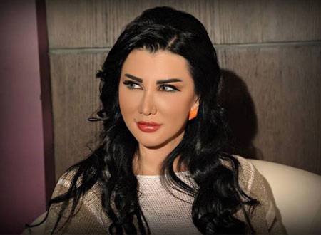 بالفيديو - شاهدوا محمد حداقي يحرق جيني إسبر ويشوّهها!