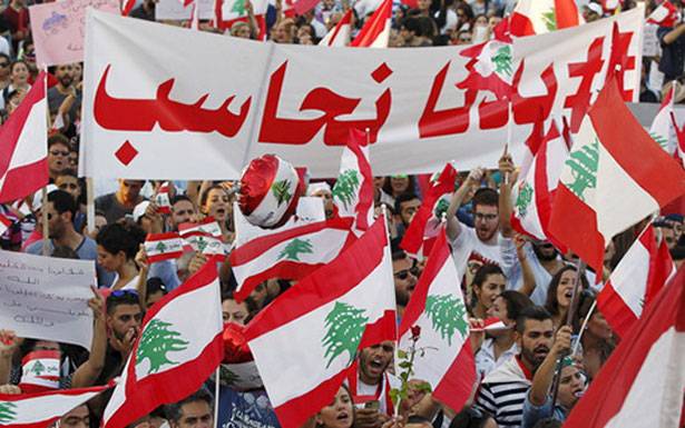 كلّ بمسعاه يفوز