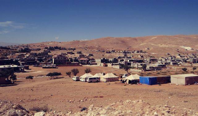 وجبات ساخنة لعرسال