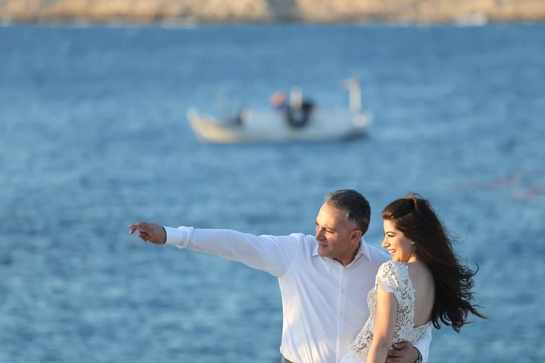 بالصور.. النائب شانت جنجنيان إلى القفص الذهبي!