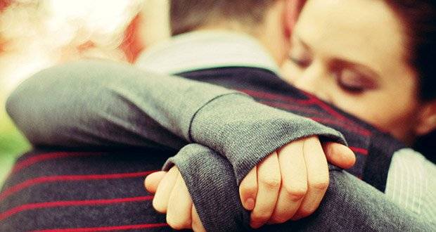 العناق : 7 فوائد مذهلة يقدمها لصحتكم ولعقلكم!