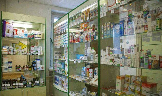 إقفال صيدليتين وإحالة ثالثة على النيابة العامة