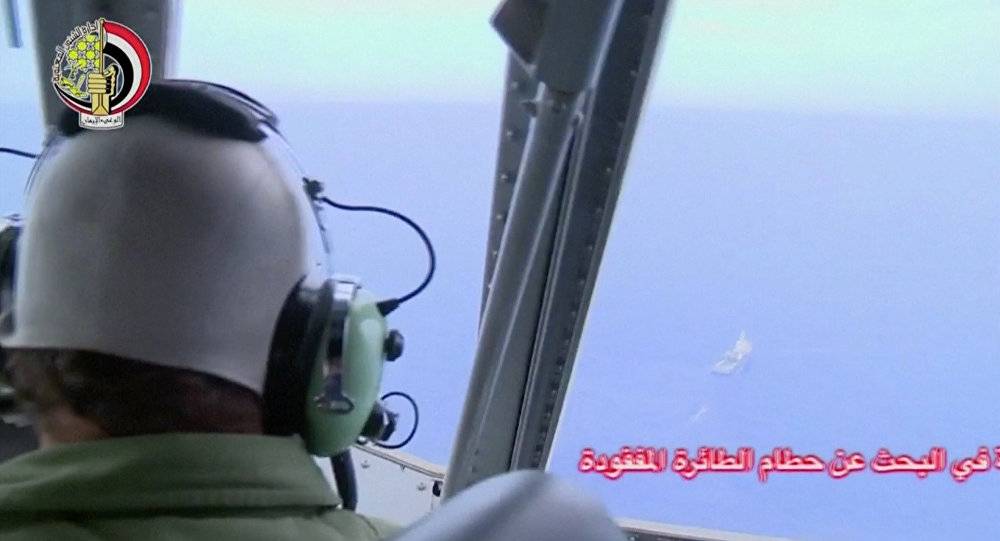 مصر تبدأ صرف تعويضات ضحايا الطائرة المنكوبة