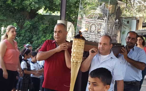 ذخائر القديسة مريم ليسوع تتابع جولتها
