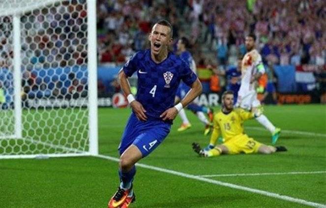 بالفيديو كرواتيا تسقط إسبانيا وتجبرها على مواجهة إيطاليا في الدور الثاني لـ«يورو 2016»