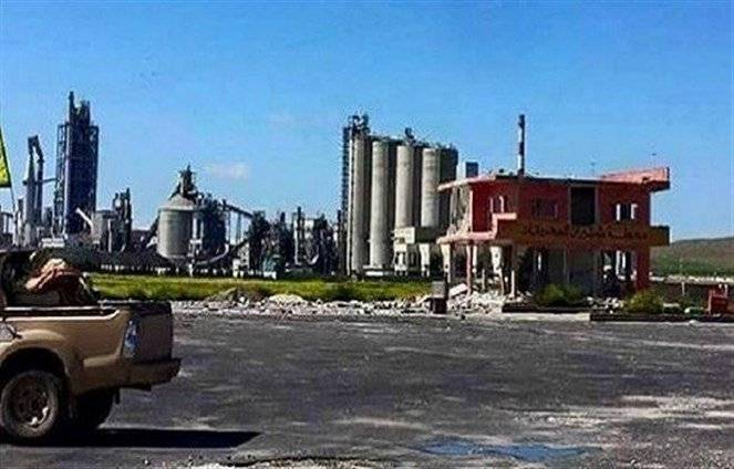 فضيحة مدوّية تكشفها "Le Monde": شركة فرنسية موّلت داعش في سوريا