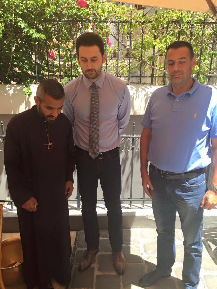 لهذا السبب التقى الأب مجدي علاوي تيمور جنبلاط!