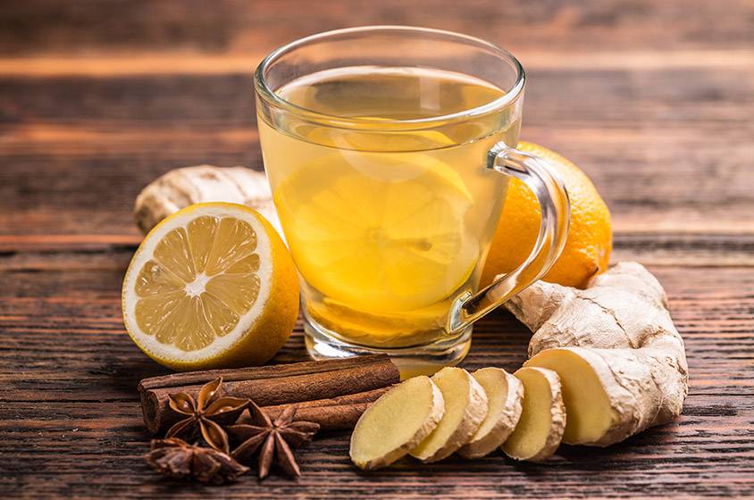 لهذا الأسباب على كل امرأة شرب الزنجبيل