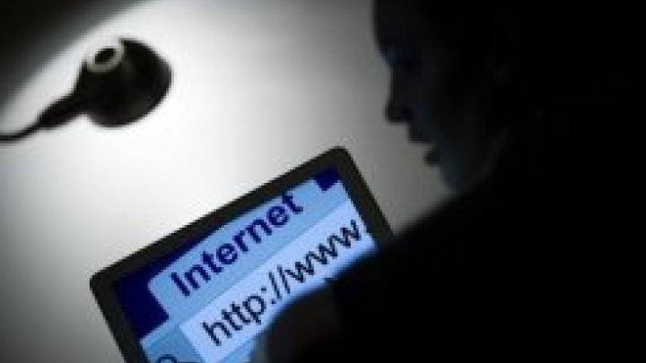 لماذا لا يحجب الأمريكيون الإنترنت عن مدينتي الرقة والموصل؟
