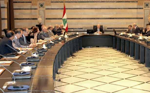 الحكومة تنطلق من جديد بجلسات إستثنائيّة
مجلس الوزراء أمهل مجلس الإنماء والإعمار شهراً
لإعداد دراسة تحليليّة للمشاريع التي ينفذها