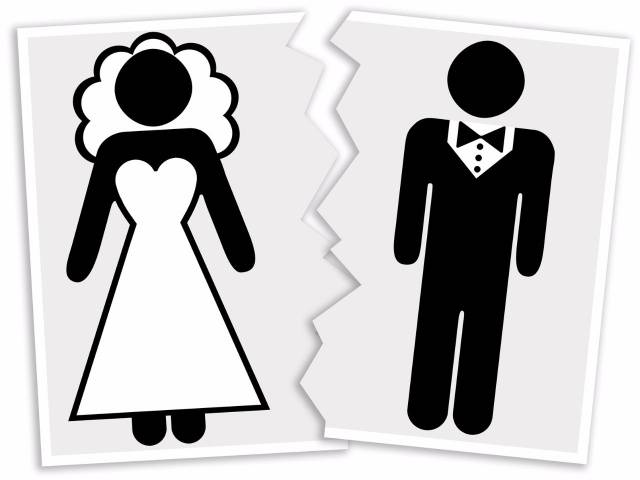 انفصال النجم الكبير سراً عن زوجته بعد 11 عاماً... من هو؟