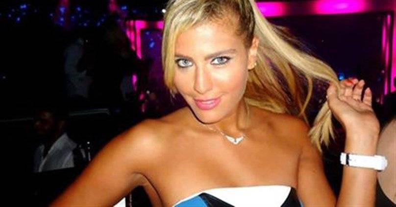 جويل حاتم تبكي بإستمرار عندما تشاهد هذه الصورة !
