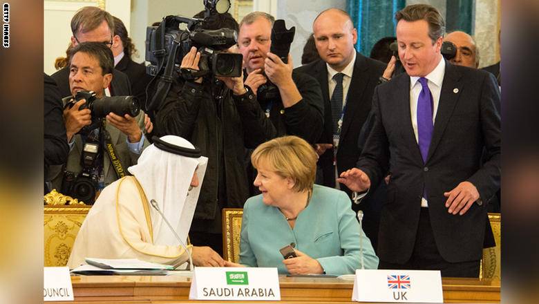 محافظ النقد السعودي: أجرينا تعديلات على الأصول باليورو والإسترليني.. ومن المبكر الحكم على أثر خروج بريطانيا
