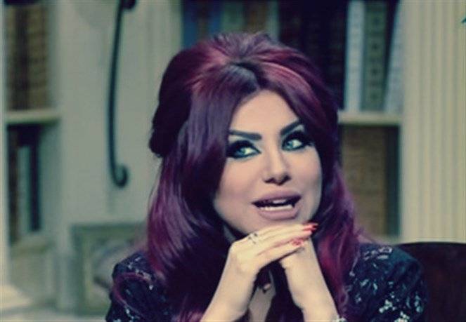 قبلة ميشال قزي تلاحق حليمة بولند.. إليكم التفاصيل!؟