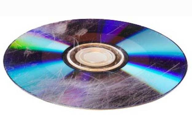 حيلة مدهشة لإصلاح قرص DVD مجروح