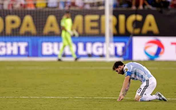 ميسي يطوي صفحة اللعب دولياً بعد السقوط مجدداً في النهائي امام تشيلي