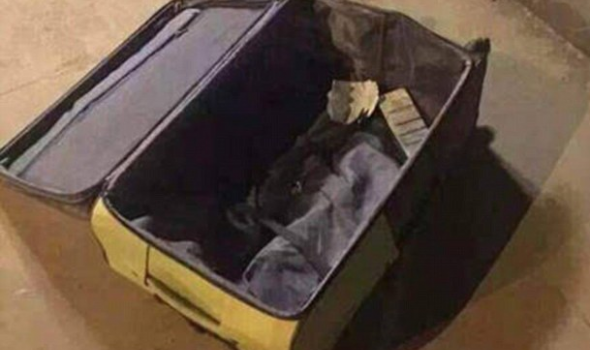 فيديو.. العثور على فتاة عارية داخل حقيبة بعد أغتصابها