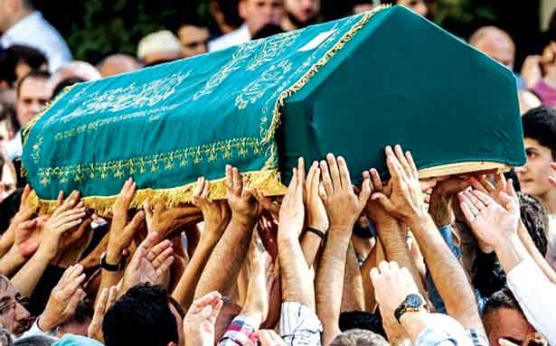 تركيا مستنفرة بعد أكبر هجوم إرهابي
«داعش» وراء الهجوم والضحايا والجرحى بالعشرات