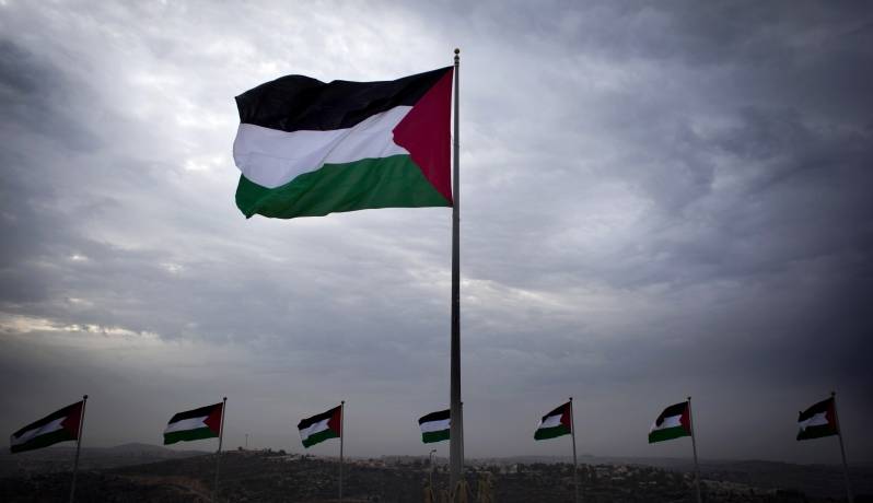 الاحتلال يفرض اغلاقا شاملا على مدينة الخليل