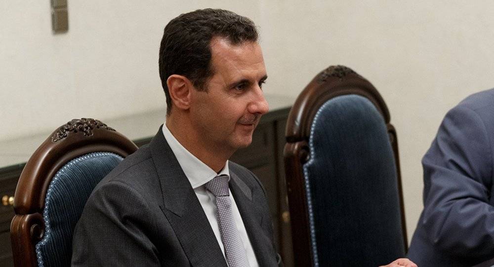 الأسد يعلن أسباب انشقاق بعض الوزراء عن الحكومة السورية