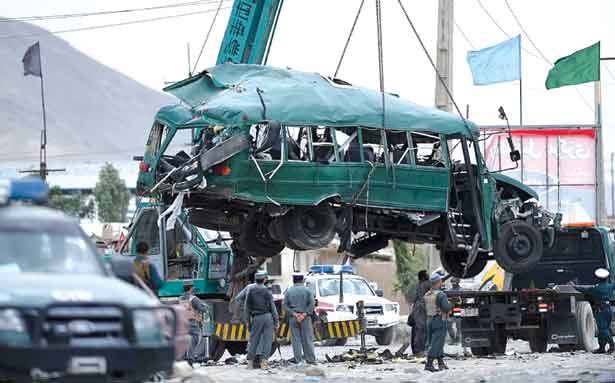 «طالبان» تتبنّى قتل 27 شخصاً و40 جريحاً في كابول