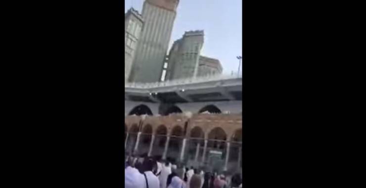 بالفيديو: الكشف عن آخر ما ظهر في سماء الحرم المكي!