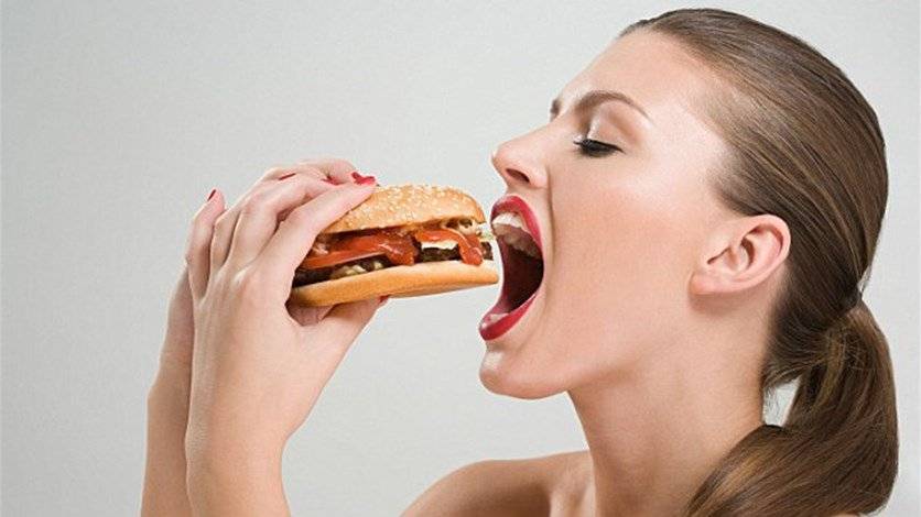 هل تساعد الأطعمة الغنية بالكربوهيدرات على خسارة الوزن؟