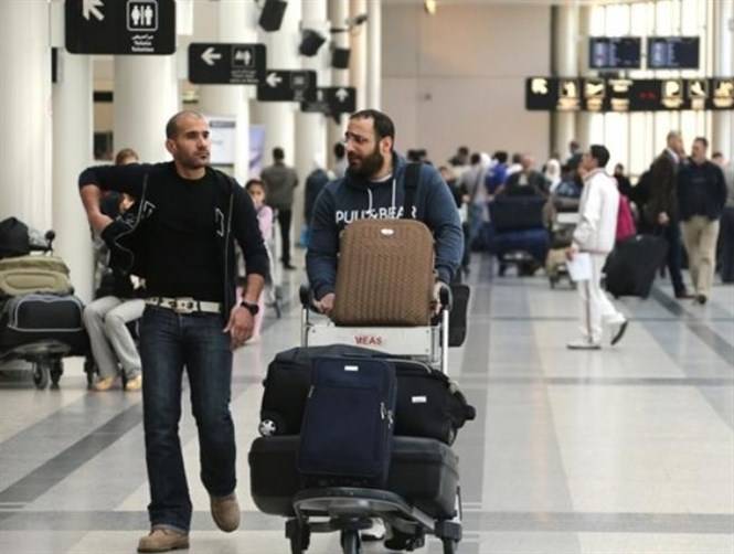 هكذا تمكن وزير من إدخال قنبلتَين إلى قاعات المطار!