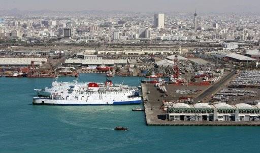 تفجير انتحاري قرب القنصلية الأميركية في السعودية