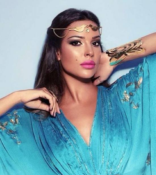 بالصور: نادين نسيب نجيم.. نجمة الإصدارات!