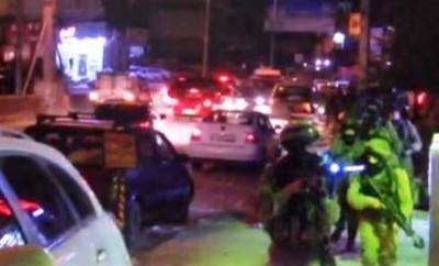 جرح أربعة فلسطينيين في مواجهات مع قوة "إسرائيلية" هدمت منزلين بمخيم قلنديا