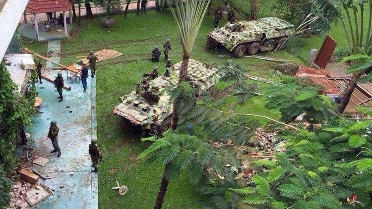 بالفيديو.. لحظة بدء عملية تحرير الرهائن في هجوم دكا