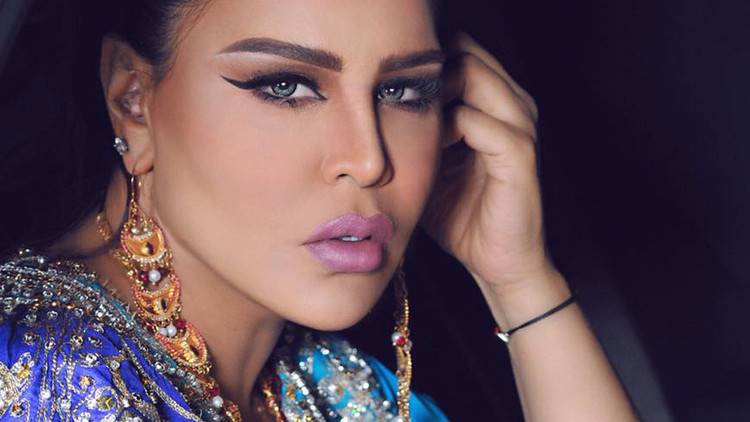 زوج "الملكة" يكشف عن أسوأ شيء في أحلام والأخيرة ترد على وصف "الطقاقة"