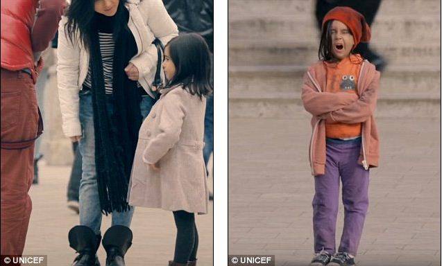 فيديو صادم: كيف يختلف تعامل الناس مع طفلة ضائعة بسبب شكل ملابسها