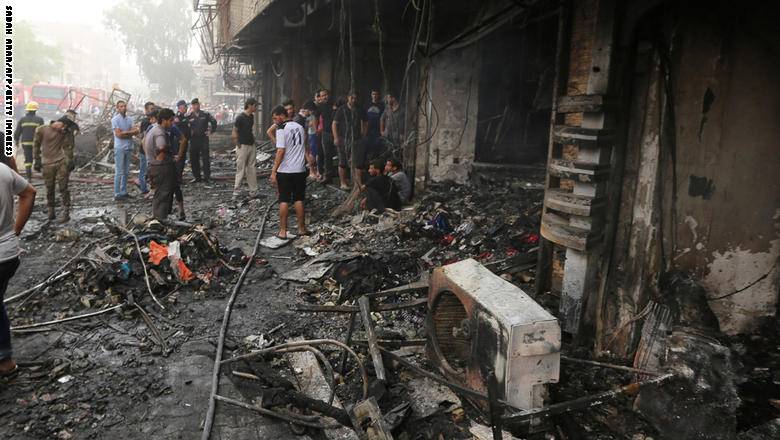 وصلت حصيلة القتلى في الانفجار الذي هز منطقة الكرادة في العراق إلى 250 قتيلًا وحوالي مئتي جريح