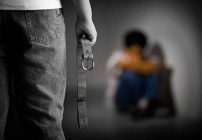 تعرّف على الدولة التي تفرض حظر كامل على تعنيف الأطفال