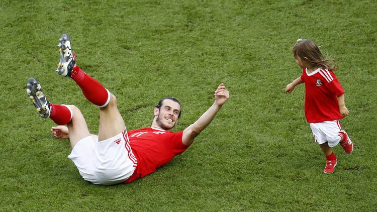 "يويفا" يبدي انزعاجه من مظاهر الاحتفال الأسرية بعد مباريات اليورو