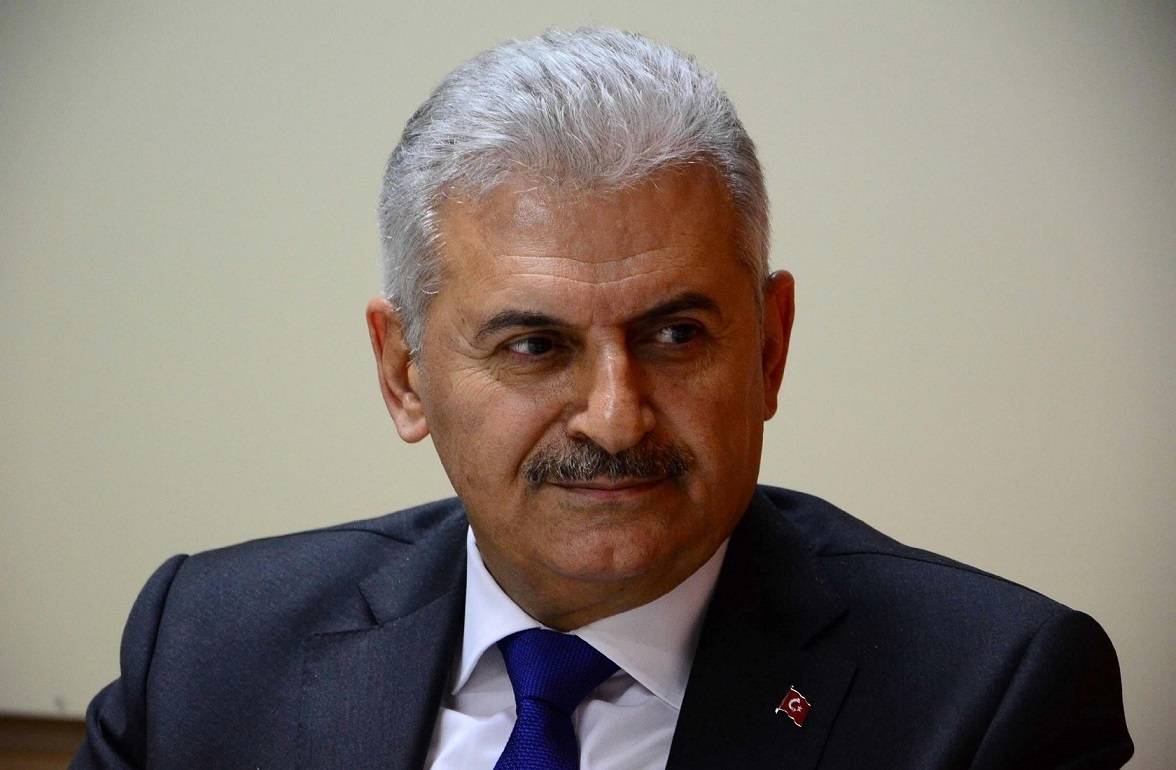 رئيس الوزراء التركي: تحطم المروحية التركية ناجم عن سوء الأحوال الجوية
