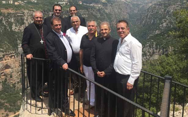 المطران طربيه جال في الوادي المقدس
